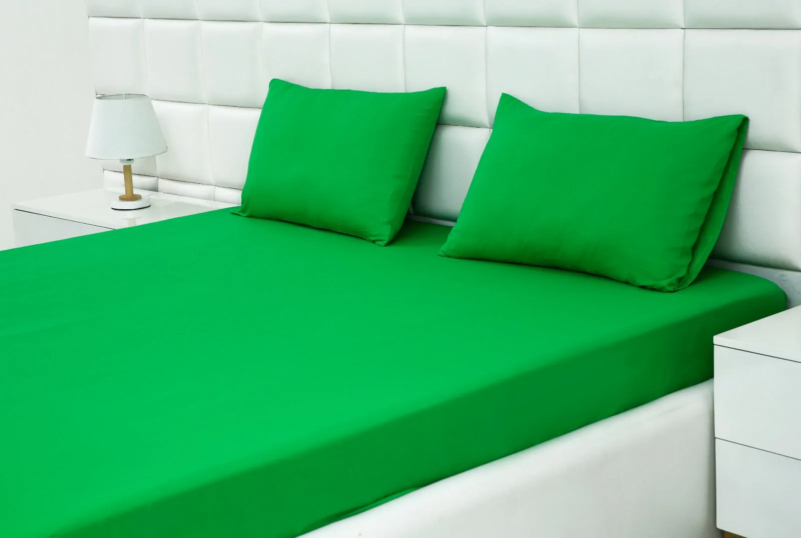 8 PCs Winter Comforter Set-15012Green Gold(With Dyed FittedSheet)