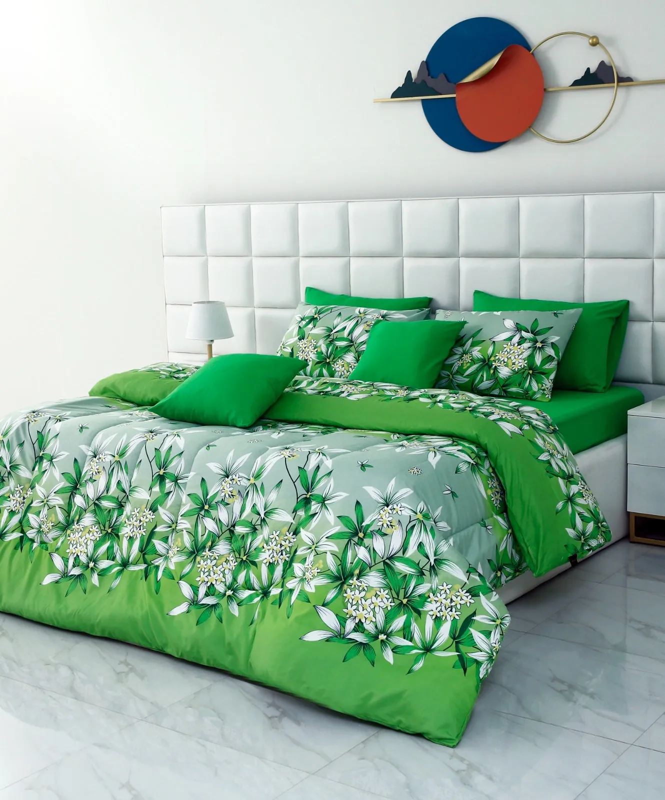 8 PCs Winter Comforter Set-15012Green Gold(With Dyed FittedSheet)