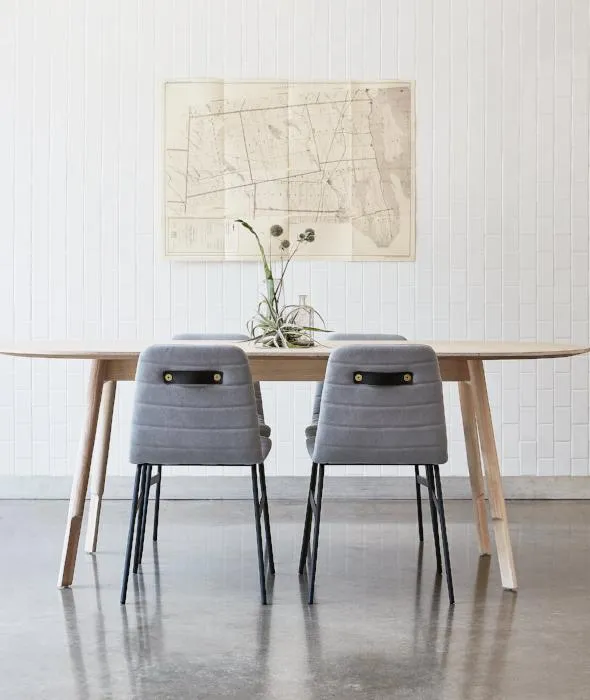 Bracket Dining Table Oval