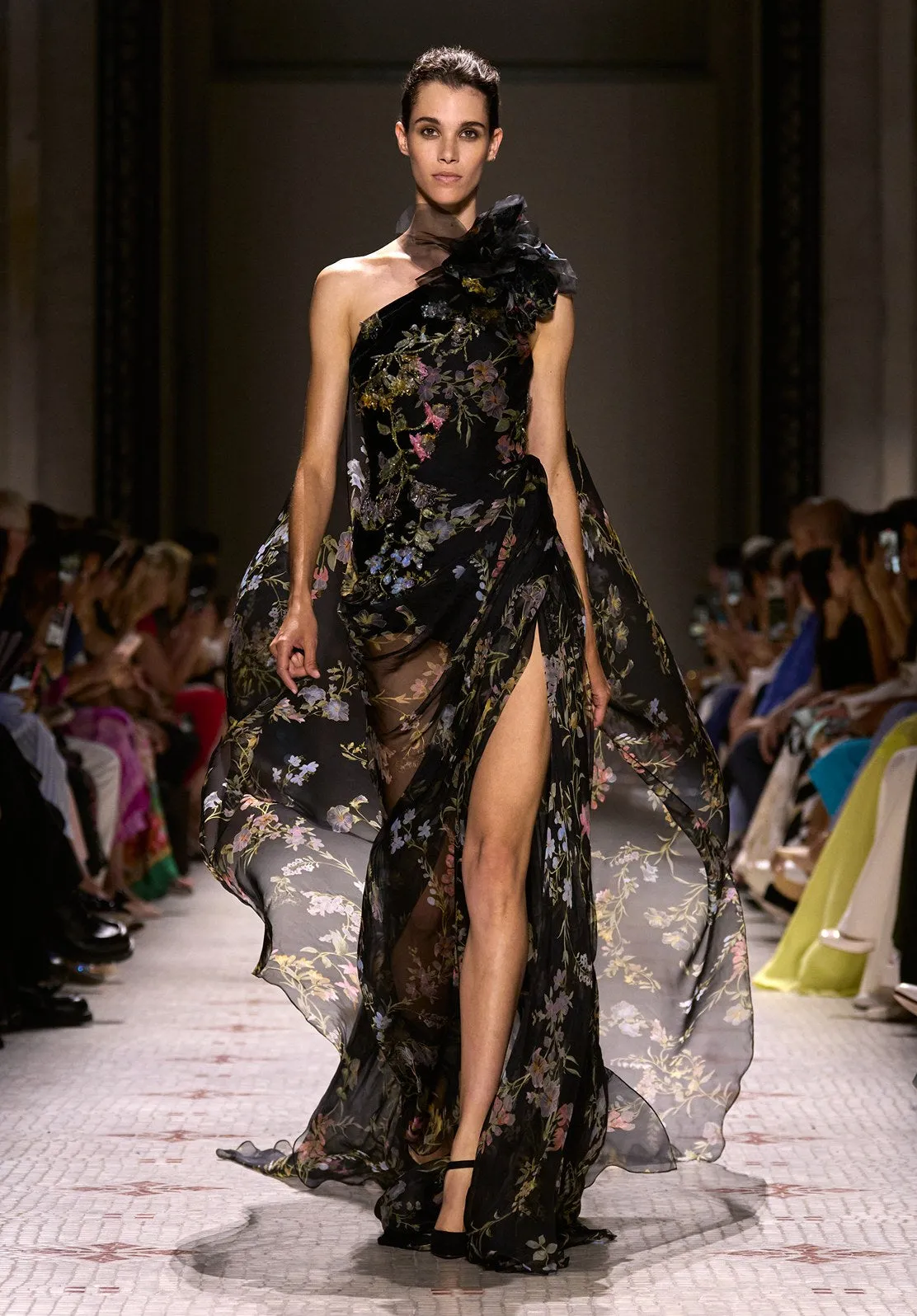 Look 14