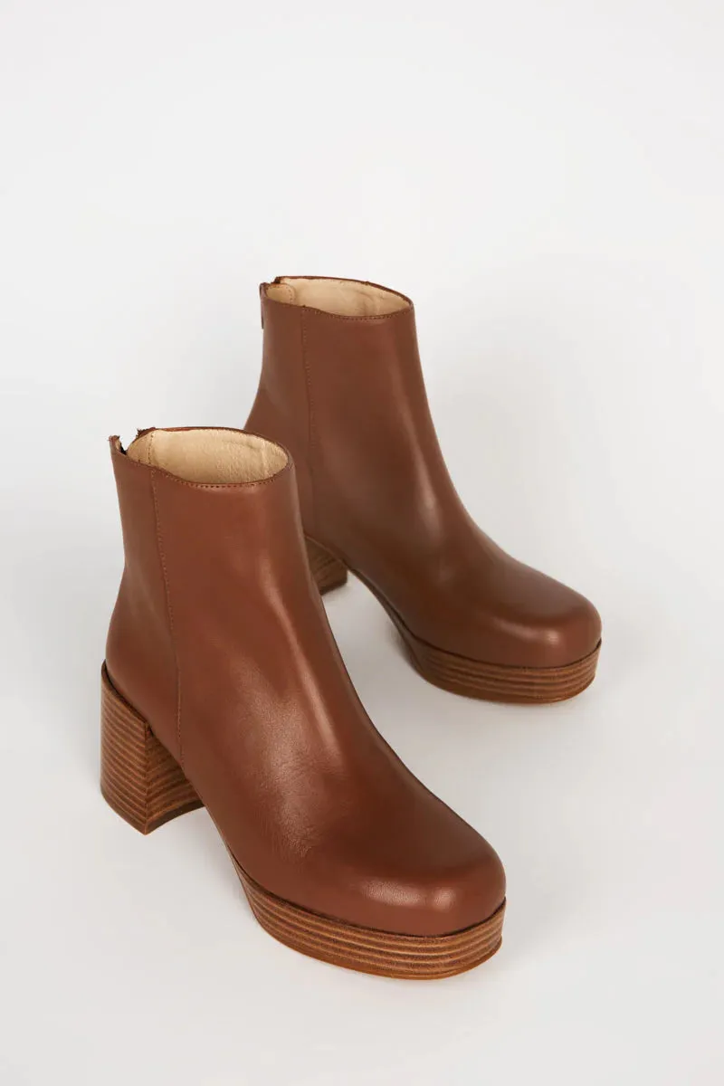 Speed Platform Boot - Brown