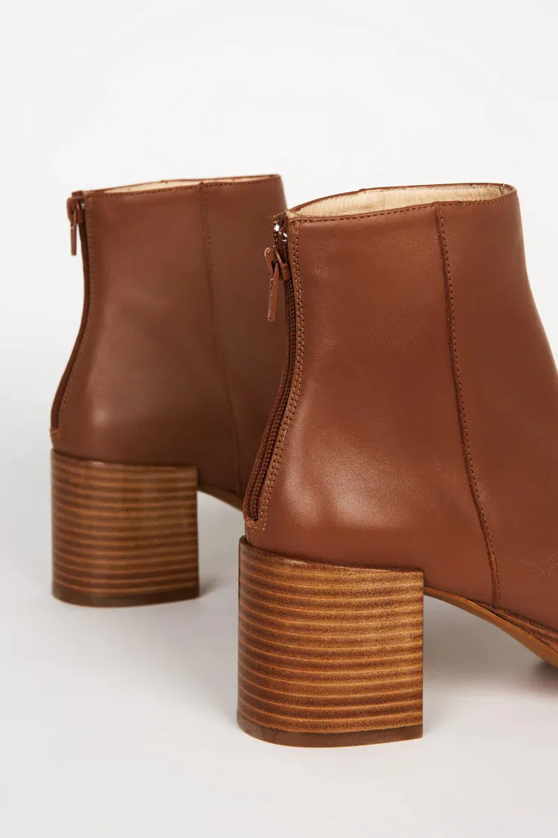 Speed Platform Boot - Brown
