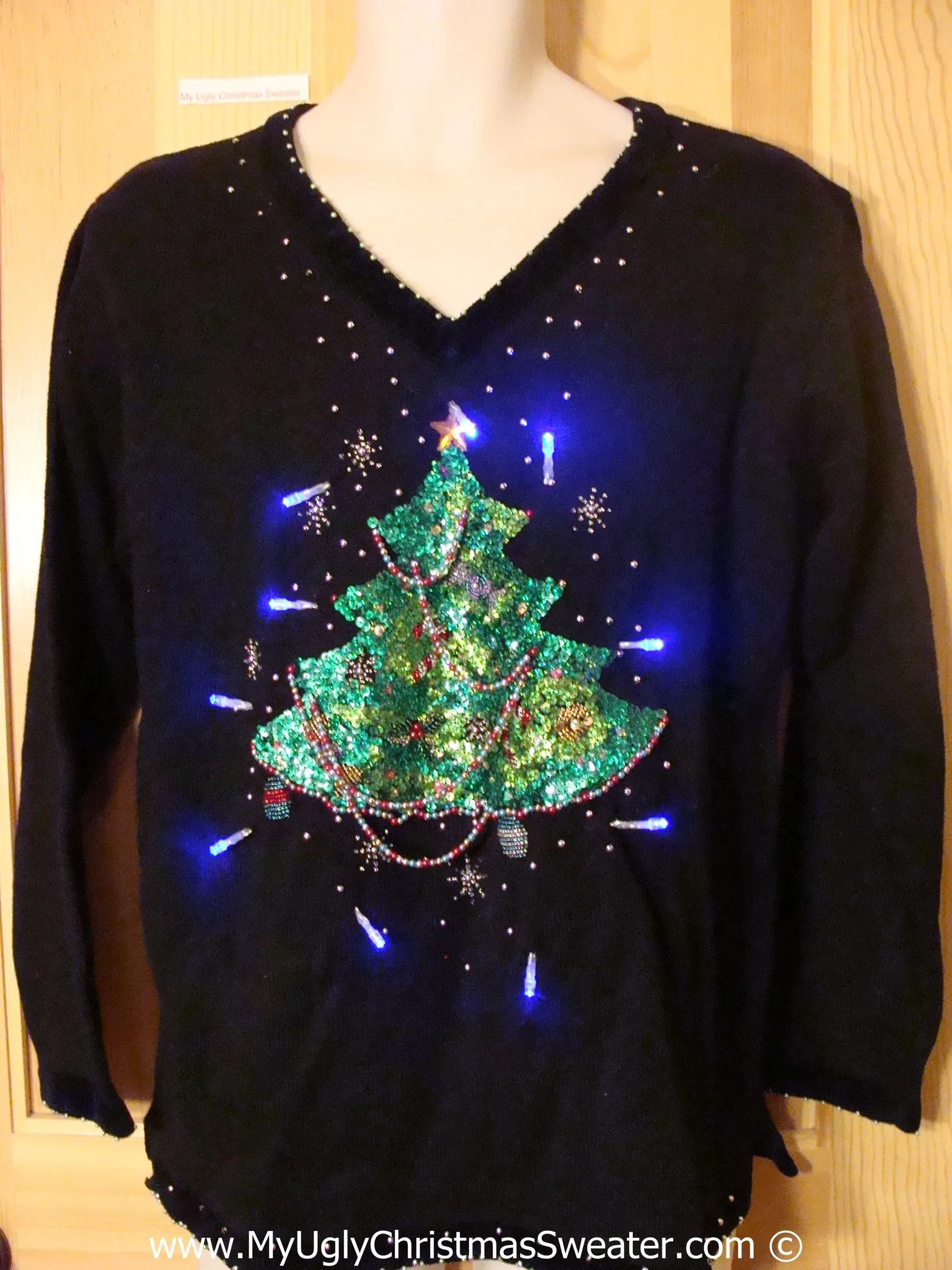 Tacky Xmas Sweater with Lights Huge Tree (g180)
