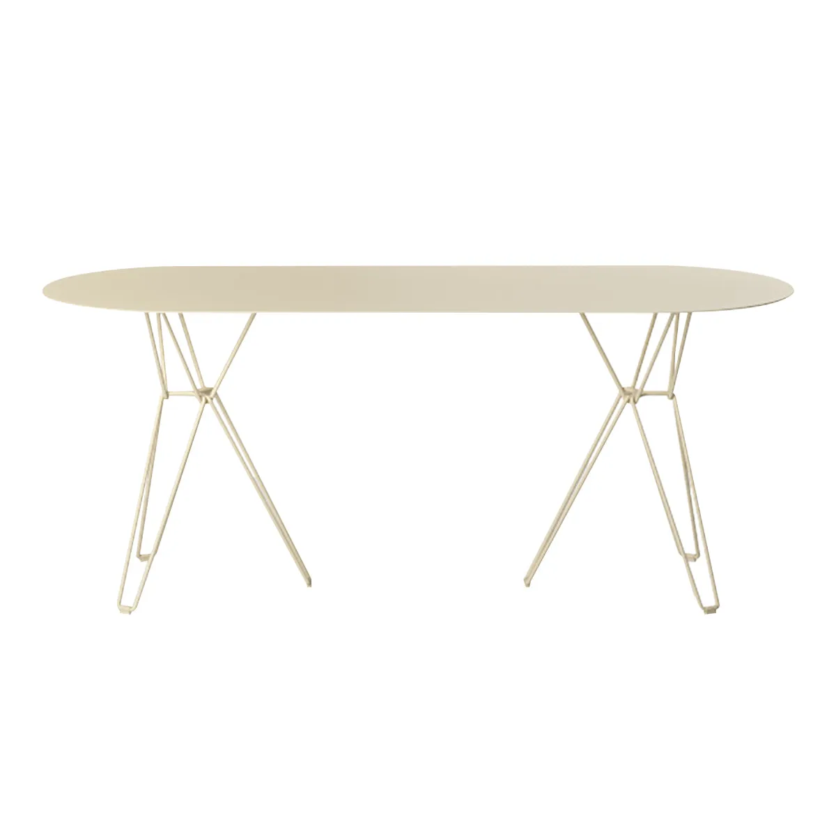 Tio Oval Dining Table