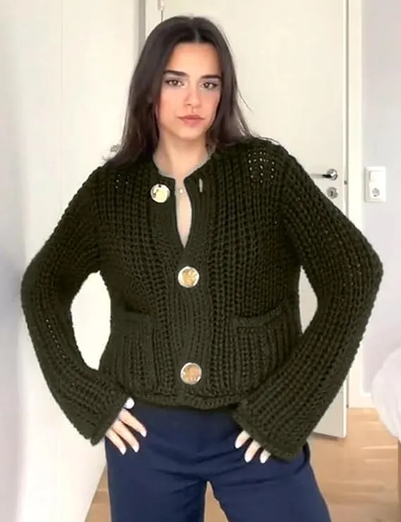 Womens Cropped Cardigan Sweaters Chunky Long Sleeve Open Front Button Cable Knit Sweater Crochet Cardigan Outerwear
